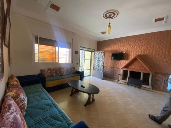 🏡 À louer – Étage de villa à Harhoura, proche de la mer